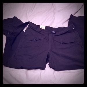 GAP NEW WITH TAG KHAKIS